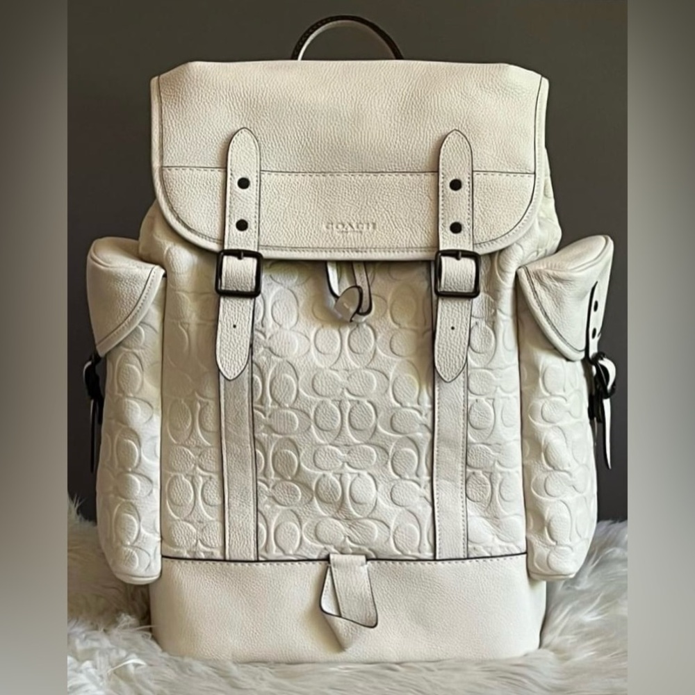 💰SOLD - CH767- Coach Hitch Backpack in Signature Leather - Picture 1 of 13